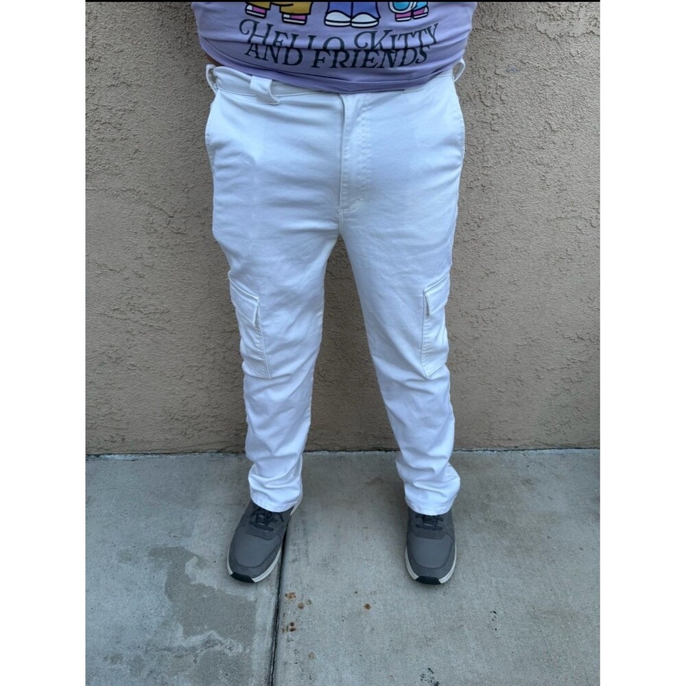Women’s Black Label White Cargo Jumpsuit-Style Pants size 13 & W30